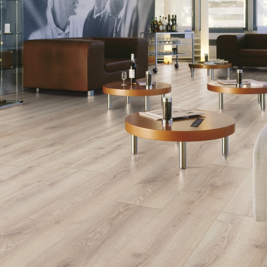 kronotex-laminados-mammut-plus-roble-mountain-beige-03,jpg