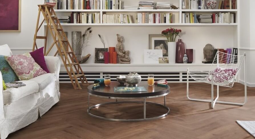 suelo laminado en espiga