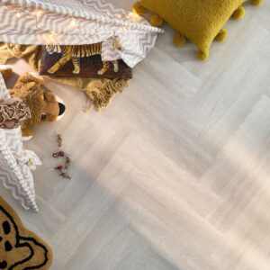amaron-herringbone-vinilo-spc-sin-manta-hayworth-oak-