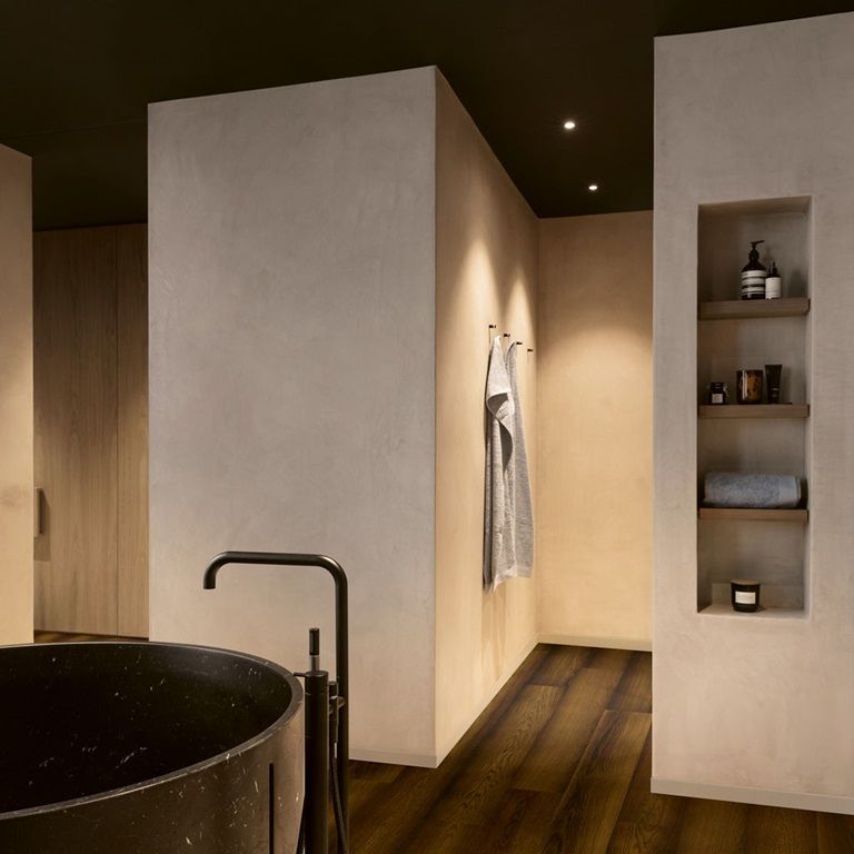 impressive-ultra-roble-ahumado-imu8261