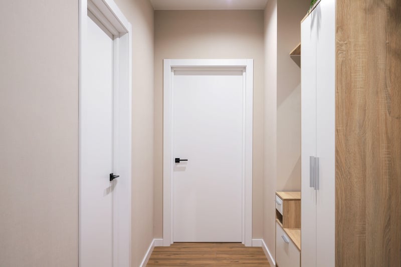 puerta blanca interior